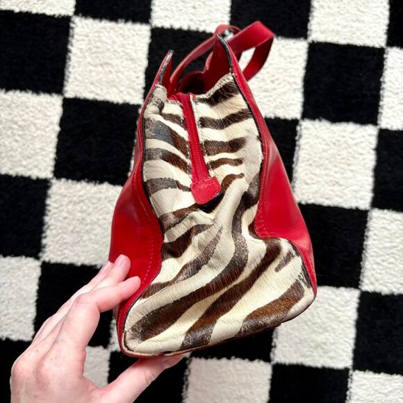 Vintage Adrienne Vittadini Red Leather Zebra Side Purse - Picture 4 of 7